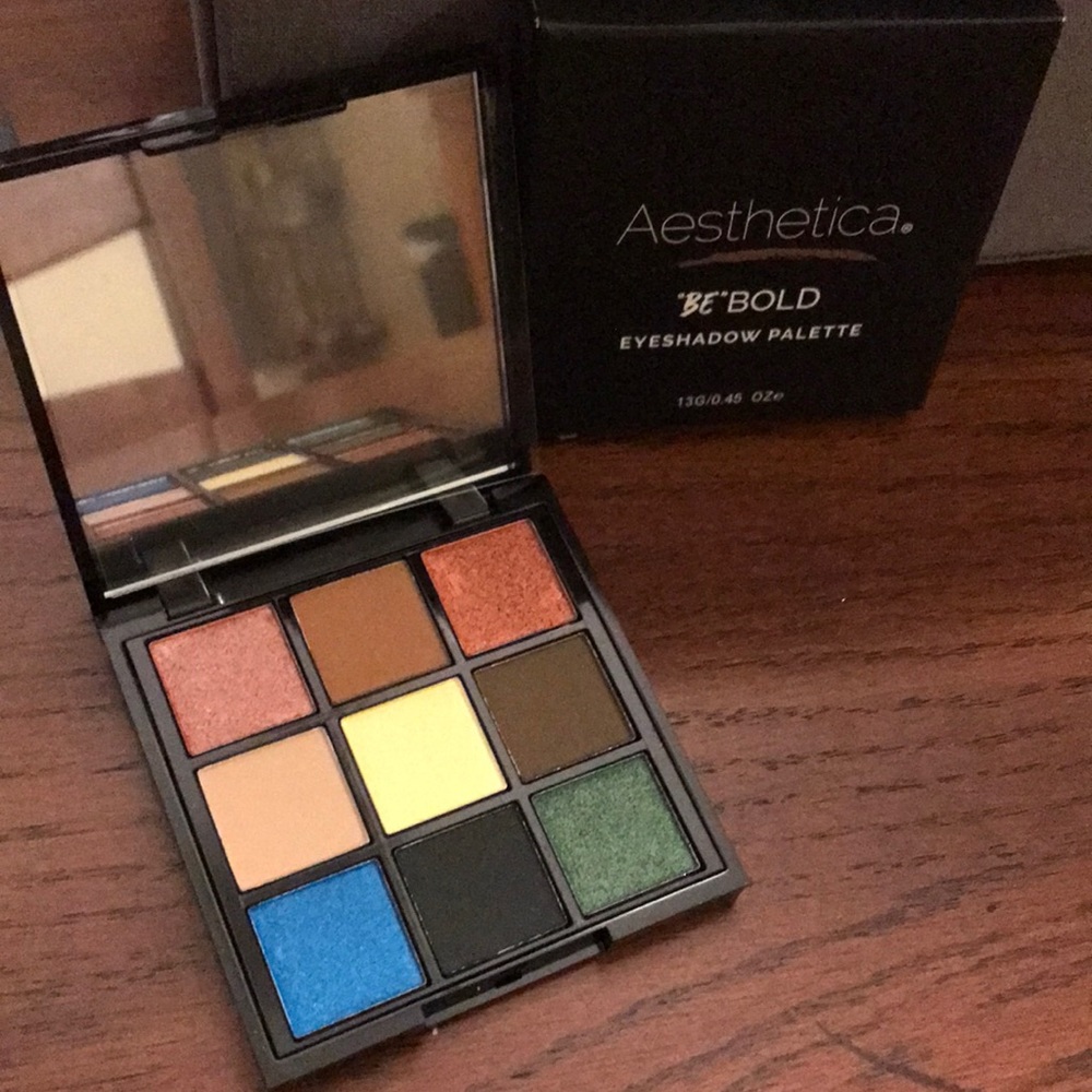 Aesthetica Be Bold Eyeshadow Palette